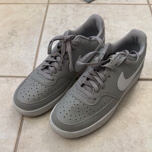 Nike Men's Classic Gray Sneakers- court vision great shape barely worn.
